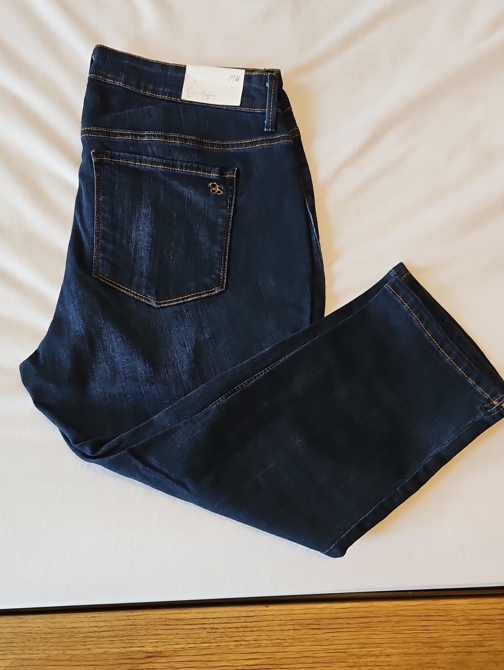 Dark Blue Stretch Denim Cropped Jeans